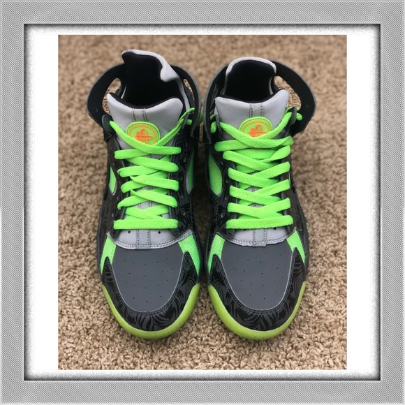 Nike Flight Huarache - Picture 1 of 4